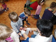 Malování na dřevěné magnetky